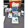 Image 2 : Melissa & Doug Toy Coffee Maker Set with Accessories