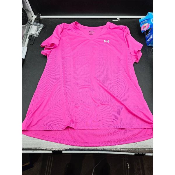 Under Armour Women’s Short-Sleeve 2XL Shirt in Pink