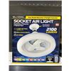 Image 2 : Bell+Howell Socket Air Socket Fan Light – Wireless Ceiling Fan with Lights and Remote