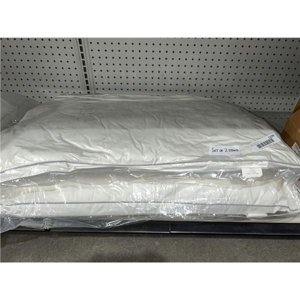 Set of 2 Standard White Pillows