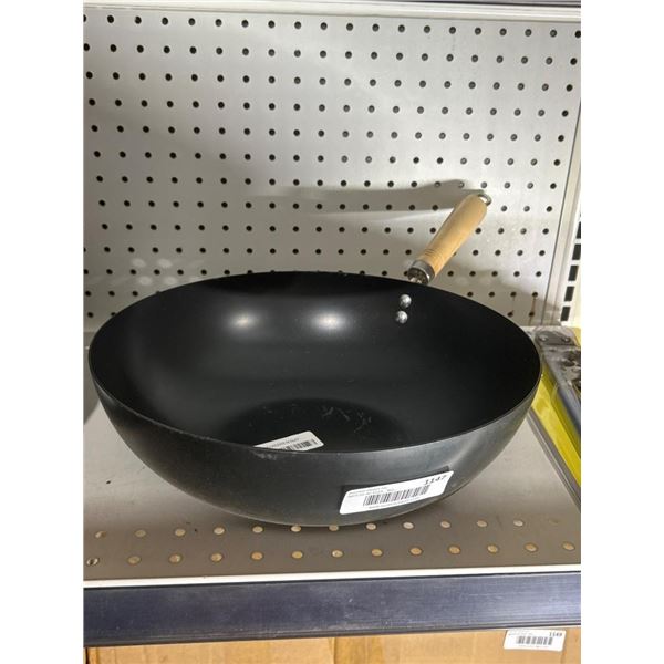 Nonstick Black Wok Pan with Wooden Handle – 12.5 Inch