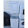 Image 1 : Whirlpool Stacked Washer/Dryer Unit WET4124HW0