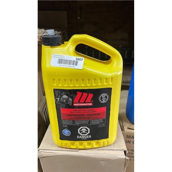 MotoMaster Long Life Antifreeze/Coolant Concentrate  4x3.78L