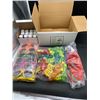 Image 1 : Children’s Party Favors Set Including Bubble Solution, Sunglasses, and Balloons