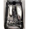 Image 2 : Wahl Haircutting Kit with Clippers, Trimmers, and Accessories