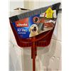 Image 2 : Vileda Pet Pro Broom with Step-On Dustpan