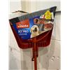 Image 2 : Vileda Pet Pro Broom with Step-On Dustpan