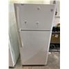 Image 1 : Kenmore White Stand Up Fridge/Freezer