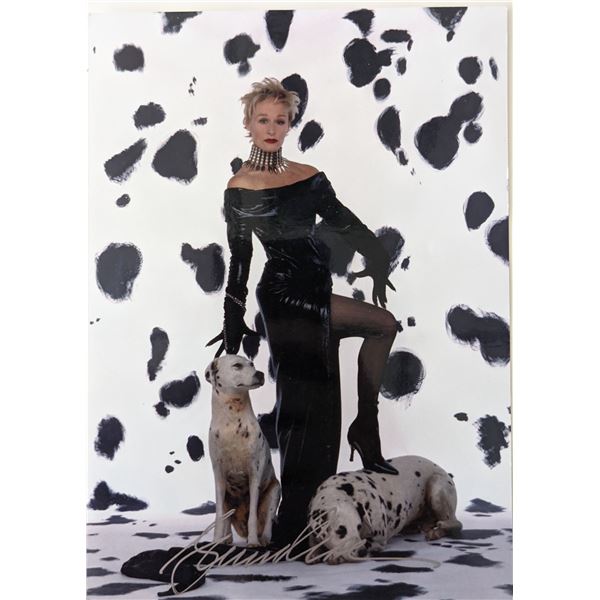 101 Dalmatians Glenn Close signed photo