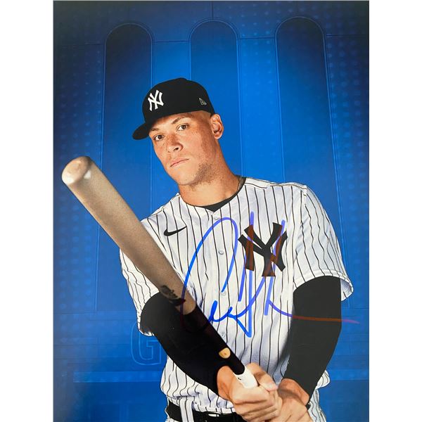 NY Yankees Aaron Judge signed photo