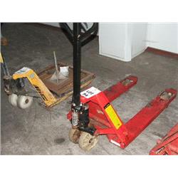 PALLET TRUCK
