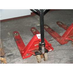 PALLET TRUCK