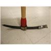 Image 2 : PICK/ MATTOCK 6 LBS 36" GARANT