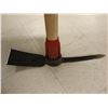 Image 2 : PICK/ MATTOCK 5 LBS 36" GARANT