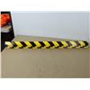 Image 1 : PROTECTEUR D'ANGLE EN CAOUTCHOUC 40"
