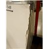 Image 2 : TABLEAU BLANC 96"x 48" LETON ON534 ENDOMMAGÉ DANS UN COIN