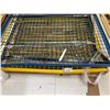 Image 2 : LOT DE 5 GRILLAGES 8'x4'  (ABIMÉE)