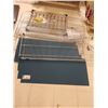Image 3 : LOT DE 12 TABLETTES D'ÉTAGÈRES EN MÉTAL ASSORTI