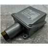 Image 3 : United Electric Controls #H100/701 Pressure Switch