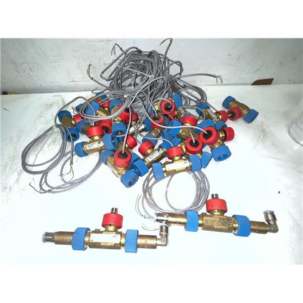 Lot of SIKA #VT1511MHUTTI12 / #VT1540MHUTTI06