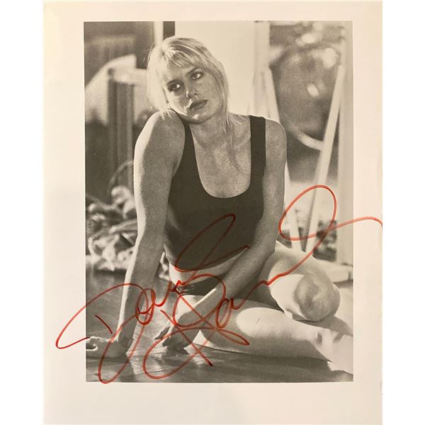 Splash Daryl Hannah Signed Photo