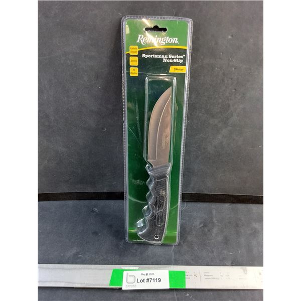 Remington Sportsman Series Knife with Sheath