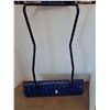 Image 3 : *Plastic Snow Shovel with Metal Handle 3 Ft. Wide, 50" Tall, Cannot Ship