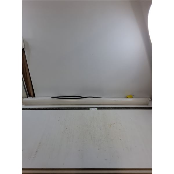 Mountable Flourescent Light 45" Length - Tested