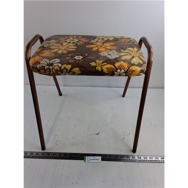 Vintage Mattawa Metal Frame Stool - 3 Plastic Feet Missing -      Pick Up Preferred.