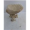 Image 2 : Fish-Footed Seashell Bird Bath