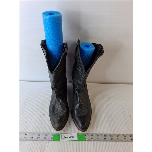 Laredo Cowboy Boots, Approx. Size 6