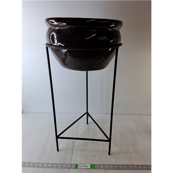 *Metal Plant Stand with Ceramic Pot 28.5" Tall x 13.75" Wide, Cannot Ship