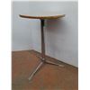 Image 3 : *Small Circular Table, 31. 5 " x 21" , Cannot Ship