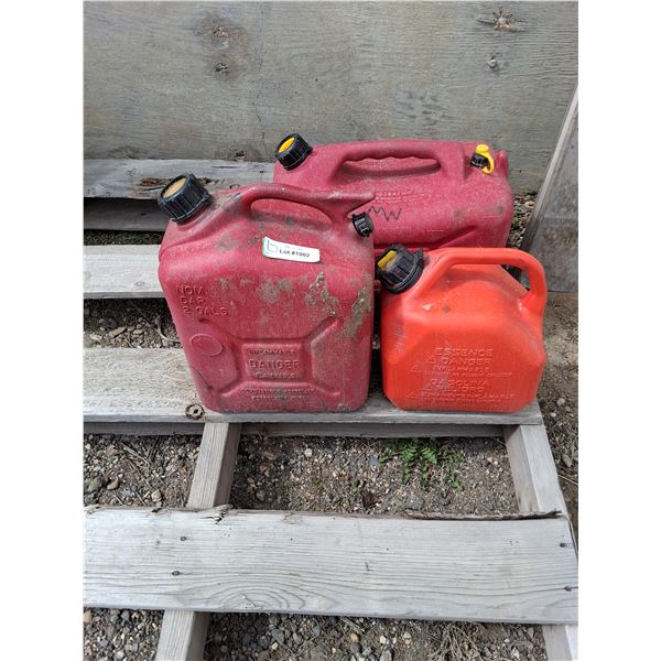 ** (3) Jerry Cans (Partially Full) Cannot Ship