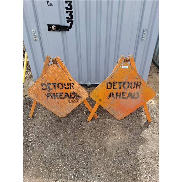 ** (2) "Detour Ahead" Foldable Tripod Road Signs - 32" Sign with 43" Support Leg - Pickup Only