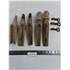 Image 1 : (5) Vintage Insulator Posts with 2 Insulators, Latches