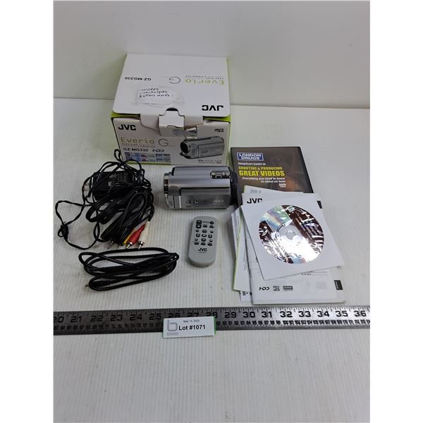 JVC Everio Hard Disk Camcorder - Consignor says Working