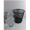 Image 2 : Trash Bin, Flower Wase, Plant Decor and Planter with Wired Stand