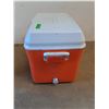 Image 4 : *Rubbermaid/Gatorade Cooler, Cannot Ship