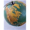 Image 3 : 3D Moulded Globe