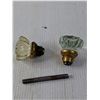 Image 2 : (2) Glass and Brass Door Knobs and a Tap