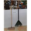 Image 1 : ** Lot Of (2) Rakes, Cannot Ship