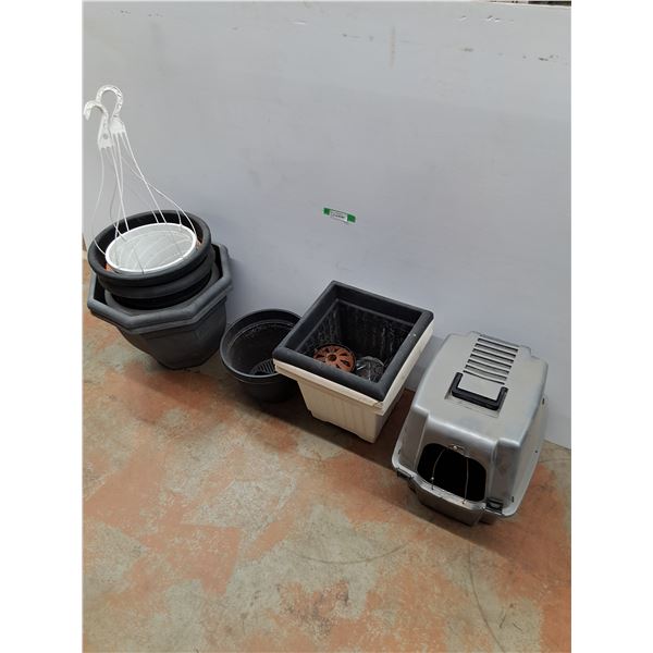 ** Lot Of Various Flower Pots, Yard Decor, Pet Carrier, Cannot Ship
