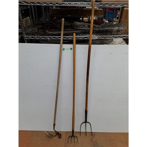 **Rake, Fork and Hoe - Cannot Ship