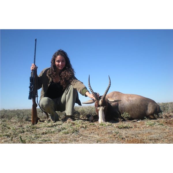 SOUTH AFRICA - 6 DAY PLAINS GAME SAFARI FOR AFRICA FIRST TIME HUNT FOR TWO HUNTERS / 2 OBSERVERS: