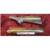 Image 2 : REMINGTON MODEL 1100 FOREGRIP AND STOCK