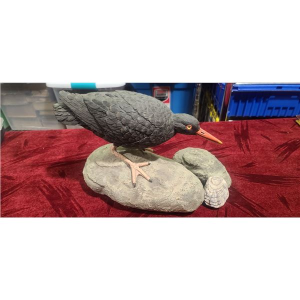 BLACK OYSTER CATCHER CARVING BY JACK FISHER 16"L X 10"W X 11"H - SHIPPING MAY REQUIRE EXTRA SHIPPING