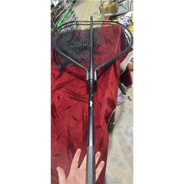 GIBS SALMON NET 32 X 27" - EXTENDABLE POLE. NET HASE NO HOLES - NO SHIPPING