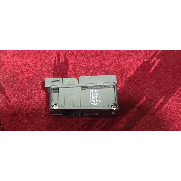 PLASTIC MAGAZINE FOR UNKOWN FIREARM - MAGAZINE INDICATES CALIBRES" 30-03, 25-06, .270, 280 AND 7 X 6