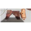 Image 2 : 7 ASSORTED LEATHER HOLSTERS